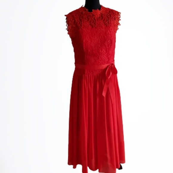 ELEGANT SLEEVELESS  RED A-LINE LACE SPECIAL OCCASION DRESS( SIZE 14) - Picture 2 of 6